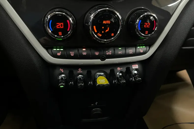 MINI Countryman din 2020 cu 58.831 km - oferta MIN235263 - foto 22