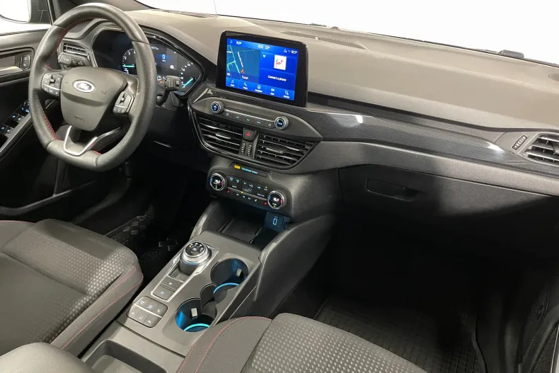 Ford Focus din 2022 cu 104.177 km - oferta FOR235264 - foto 9