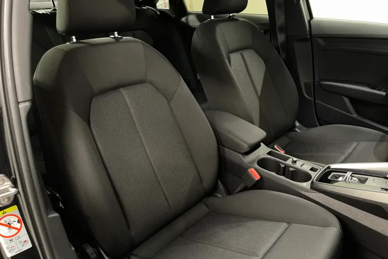 Audi A3 Limuzina din 2022 cu 116.996 km - oferta AUD235265 - foto 9