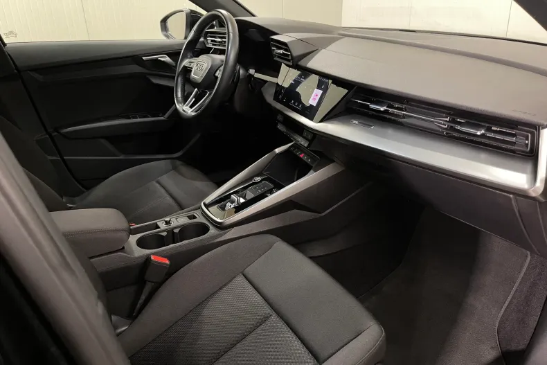 Audi A3 Limuzina din 2022 cu 116.996 km - oferta AUD235265 - foto 10