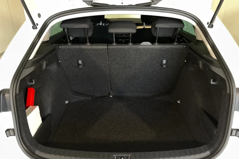 Skoda Scala din 2023 cu 100.101 km - oferta SKO235267 - foto 12
