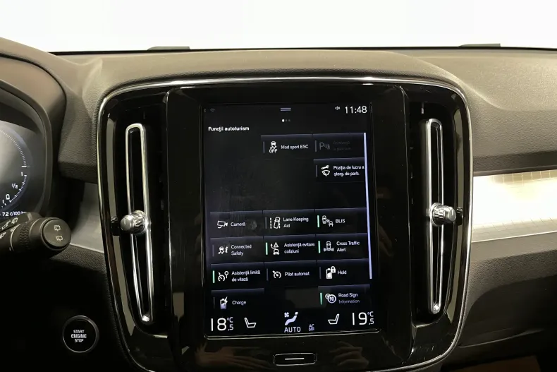 Volvo XC40 din 2020 cu 136.110 km - oferta VOL235273 - foto 16