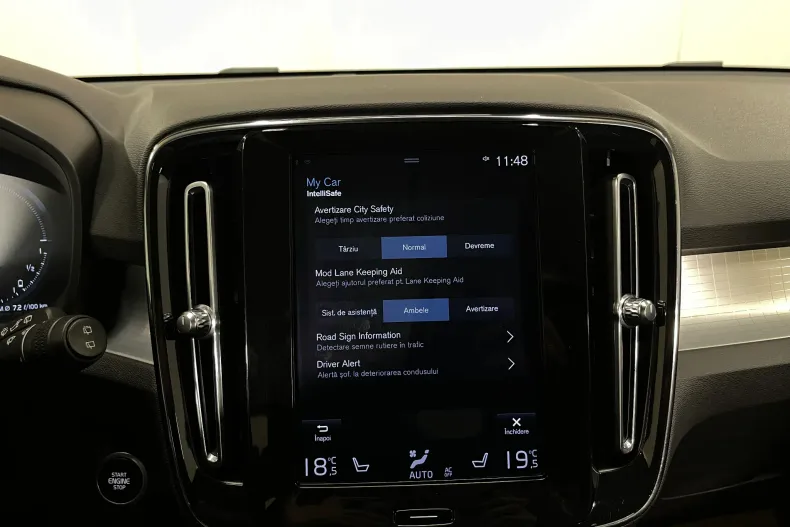 Volvo XC40 din 2020 cu 136.110 km - oferta VOL235273 - foto 18