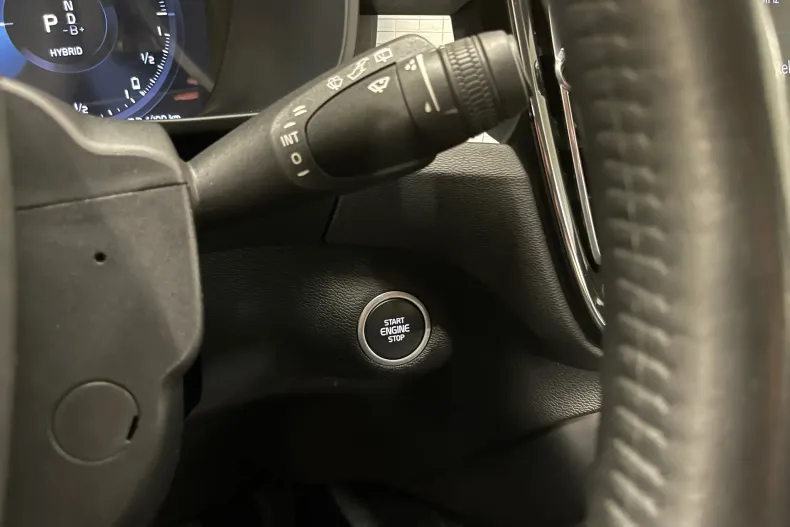 Volvo XC40 din 2020 cu 136.110 km - oferta VOL235273 - foto 24