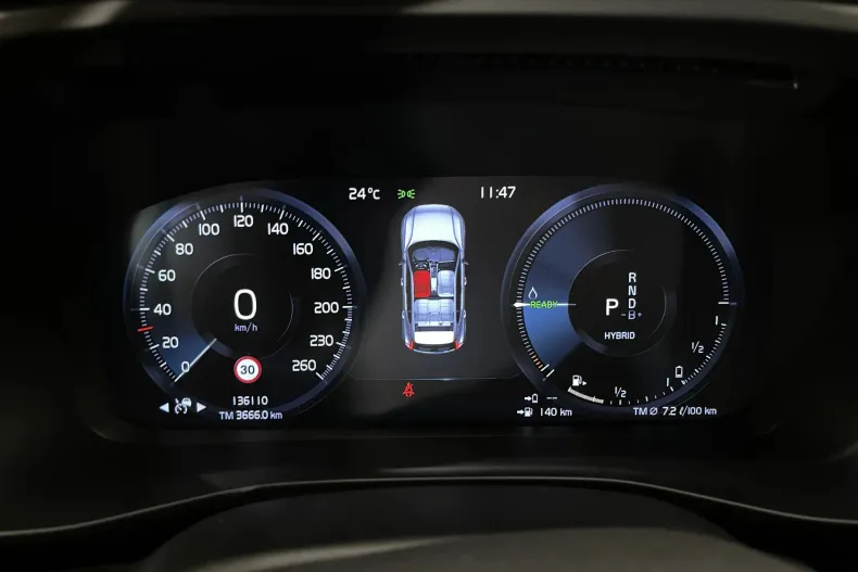 Volvo XC40 din 2020 cu 136.110 km - oferta VOL235273 - foto 26