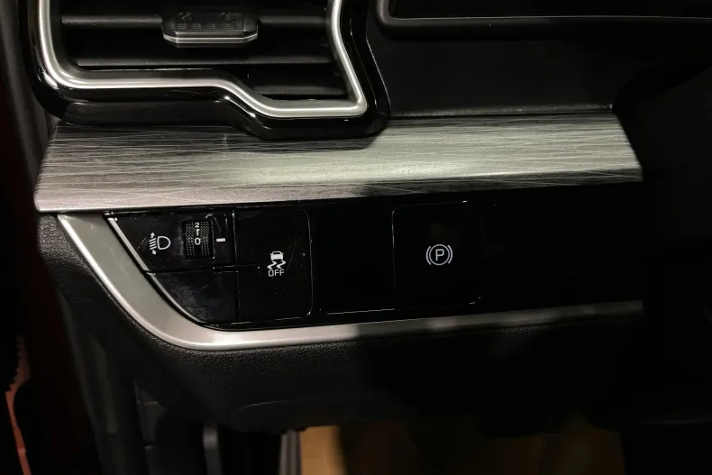 Kia Sportage din 2023 cu 72.649 km - oferta KIA235276 - foto 20