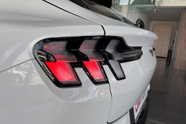 Ford Mustang Mach-E din 2024 cu 32.500 km - oferta FOR235285 - foto 18