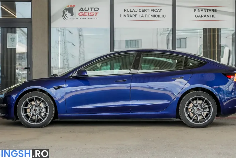 Tesla Model 3 din 2021 cu 75.000 km - oferta TES235288 - foto 3