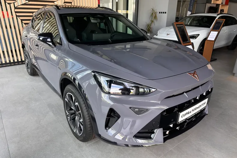 Cupra Formentor din 2025 cu 5 km - oferta CUP235289 - foto 2