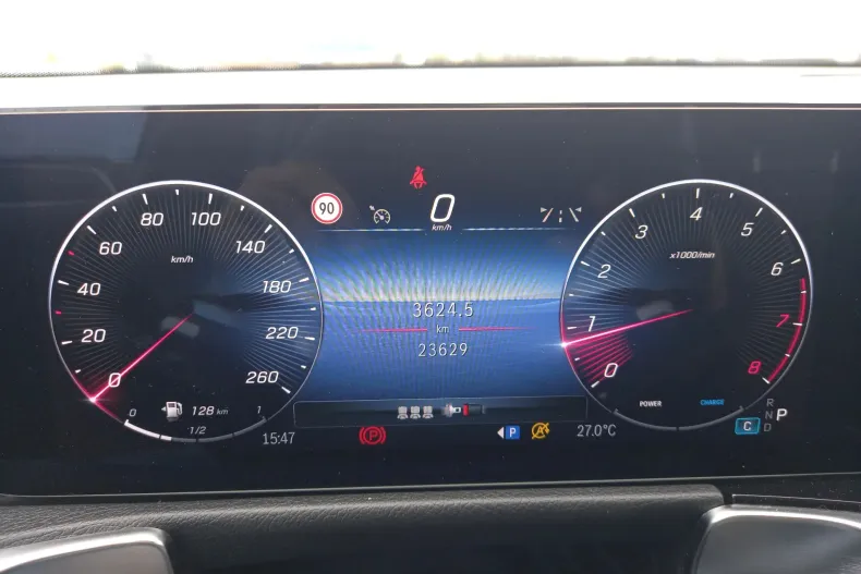Mercedes-Benz GLB 220 (Clasa GLB) din 2025 cu 23.629 km - oferta MER235290 - foto 19