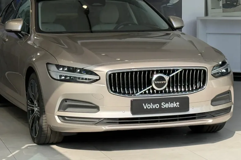 Volvo S90 din 2024 cu 7.500 km - oferta VOL235291 - foto 3
