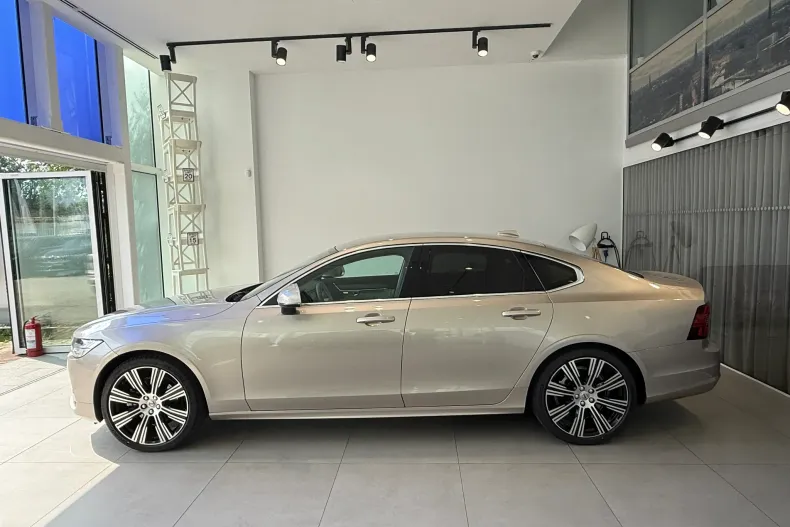 Volvo S90 din 2024 cu 7.500 km - oferta VOL235291 - foto 5