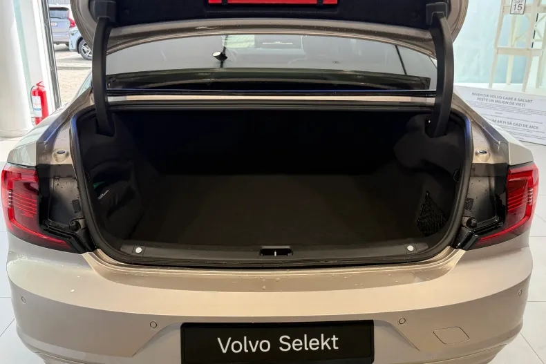 Volvo S90 din 2024 cu 7.500 km - oferta VOL235291 - foto 9