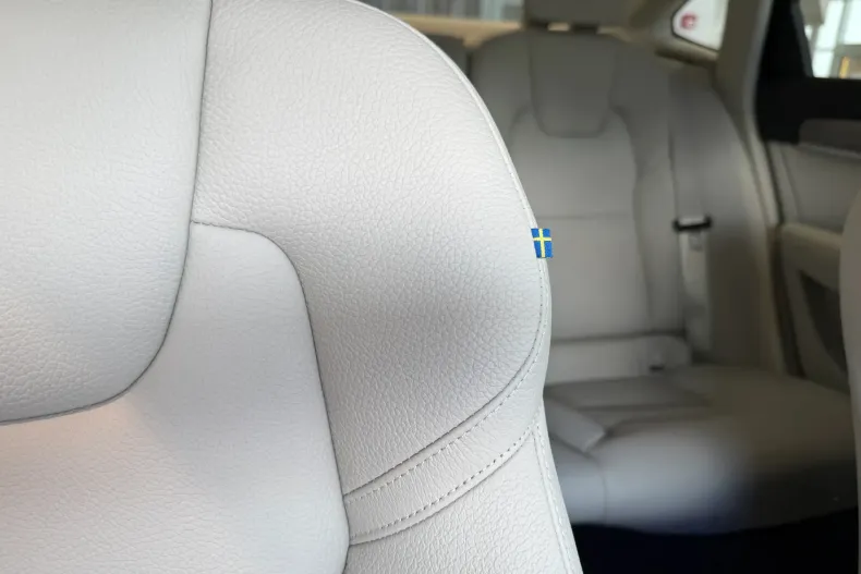 Volvo S90 din 2024 cu 7.500 km - oferta VOL235291 - foto 19