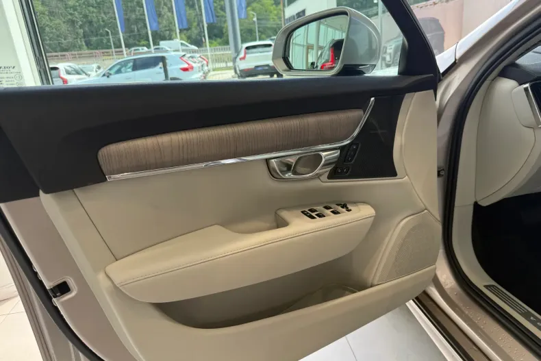Volvo S90 din 2024 cu 7.500 km - oferta VOL235291 - foto 21