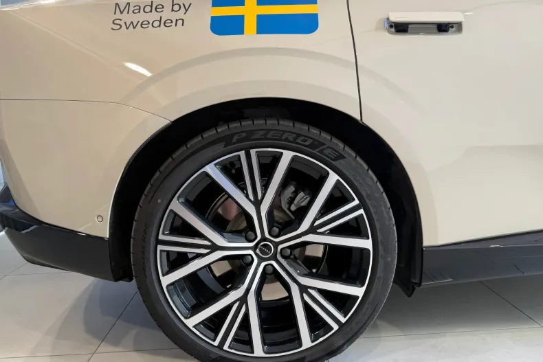 Volvo ES90 din 2025 cu 11.500 km - oferta VOL235292 - foto 9