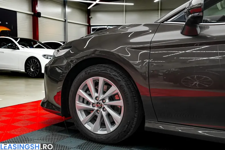 Toyota Camry din 2022 cu 124.000 km - oferta TOY235293 - foto 25