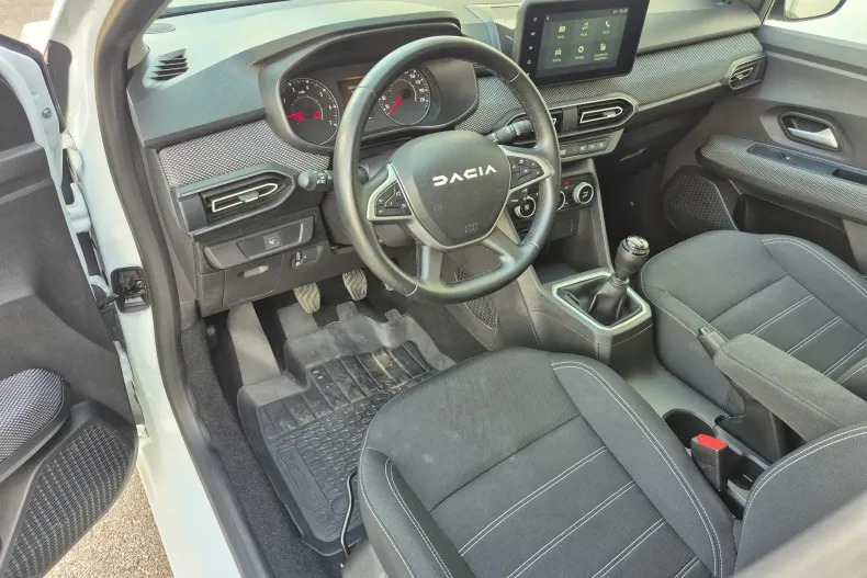 Dacia Sandero din 2024 cu 58.334 km - oferta DAC235297 - foto 9
