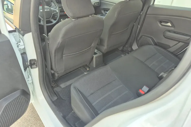Dacia Sandero din 2024 cu 58.334 km - oferta DAC235297 - foto 11