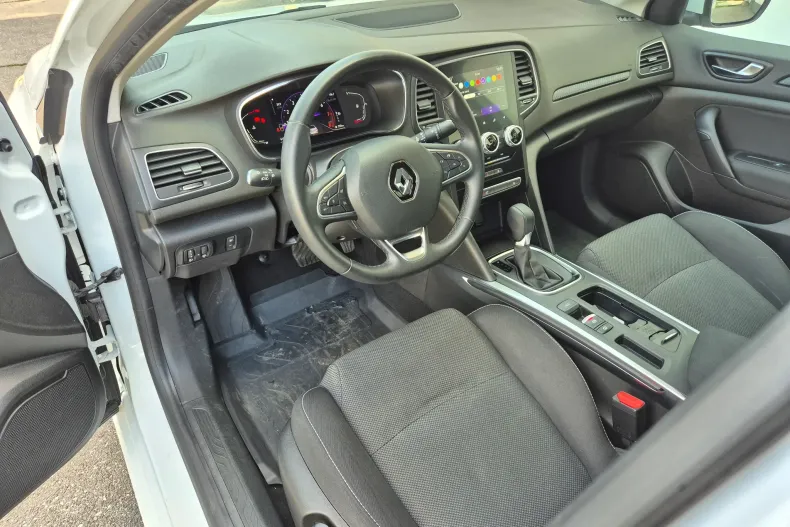 Renault Megane din 2024 cu 61.867 km - oferta REN235299 - foto 10