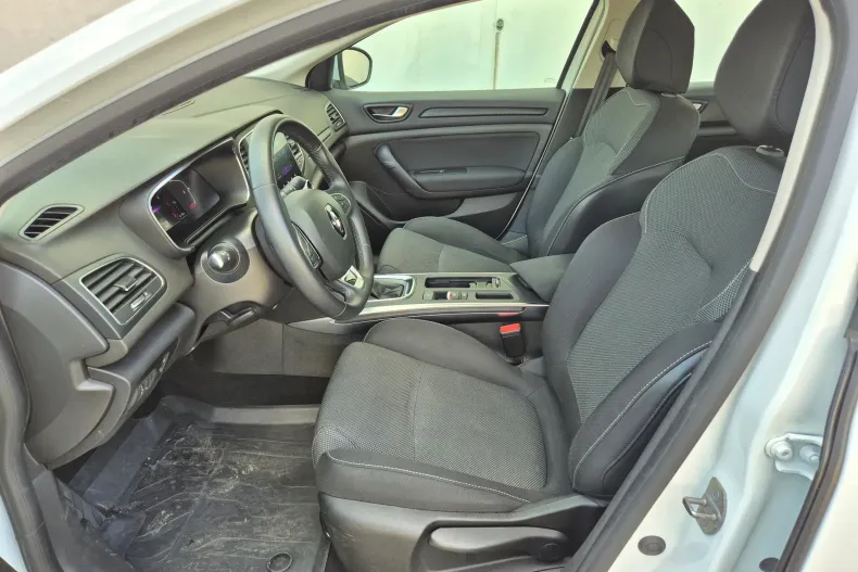 Renault Megane din 2024 cu 61.867 km - oferta REN235299 - foto 11