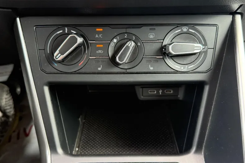 Volkswagen Polo din 2023 cu 75.493 km - oferta VOL235311 - foto 17