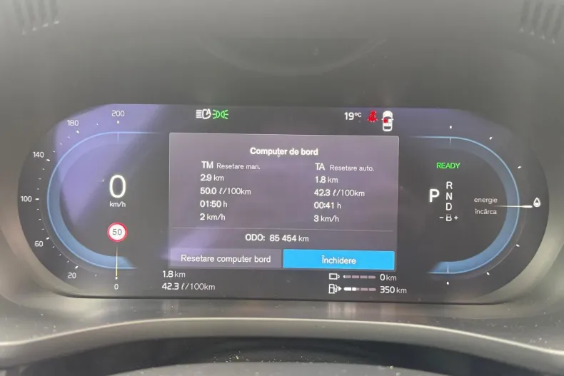 Volvo XC60 din 2022 cu 85.454 km - oferta VOL235312 - foto 4