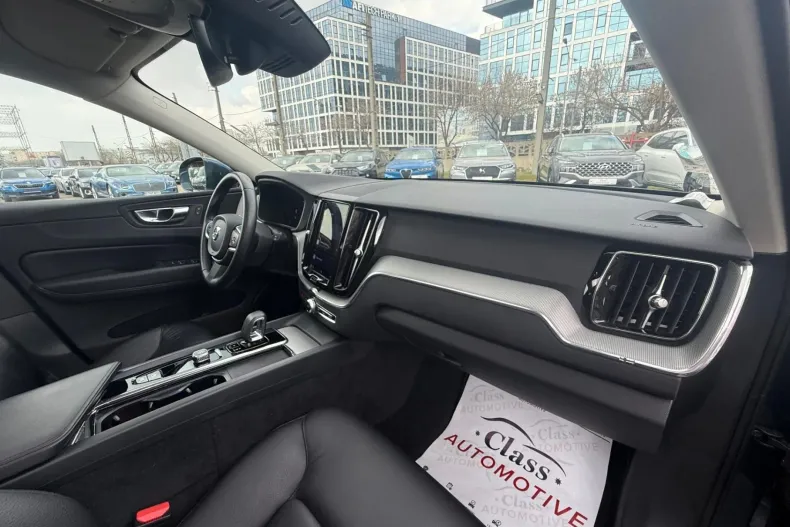 Volvo XC60 din 2022 cu 85.454 km - oferta VOL235312 - foto 19