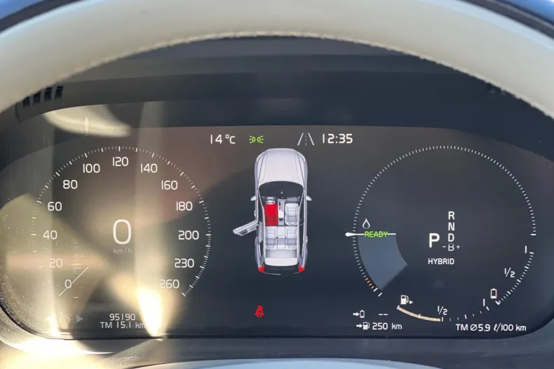 Volvo XC60 din 2020 cu 95.000 km - oferta VOL235314 - foto 25