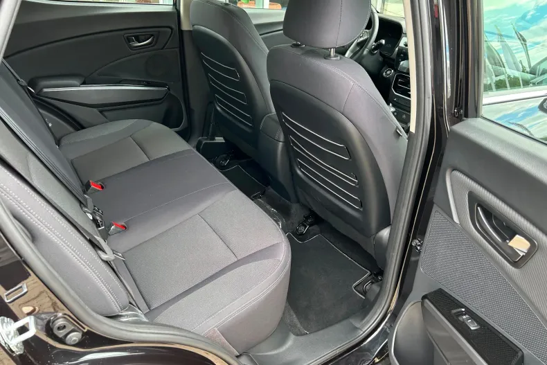 KGM Tivoli din 2025 cu 2.500 km - oferta KGM235319 - foto 11