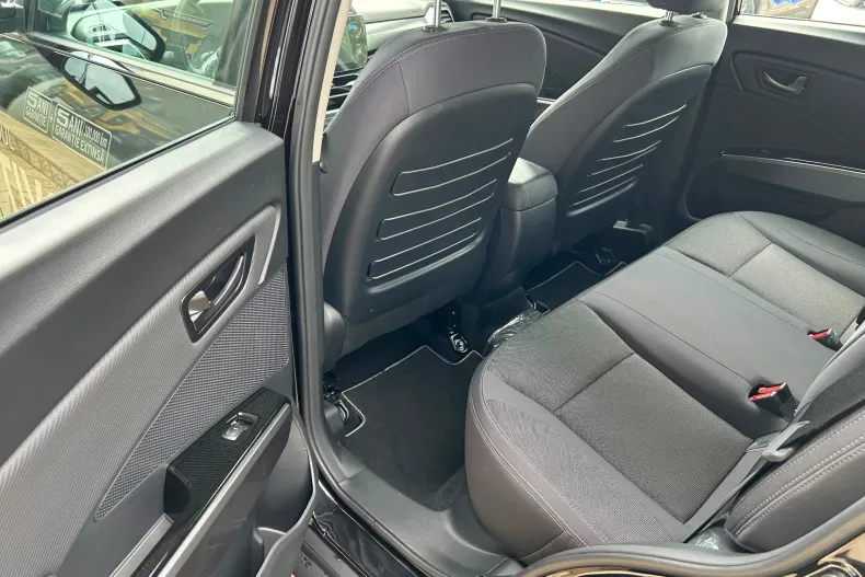 KGM Tivoli din 2025 cu 2.500 km - oferta KGM235319 - foto 12