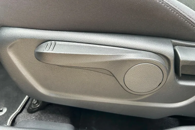 KGM Tivoli din 2025 cu 2.500 km - oferta KGM235319 - foto 15