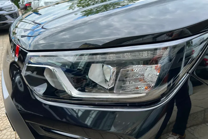 KGM Tivoli din 2025 cu 2.500 km - oferta KGM235319 - foto 27
