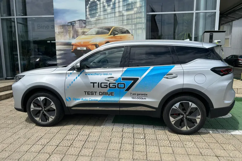 Chery Tiggo 7 din 2025 cu 5.743 km - oferta CHE235320 - foto 5