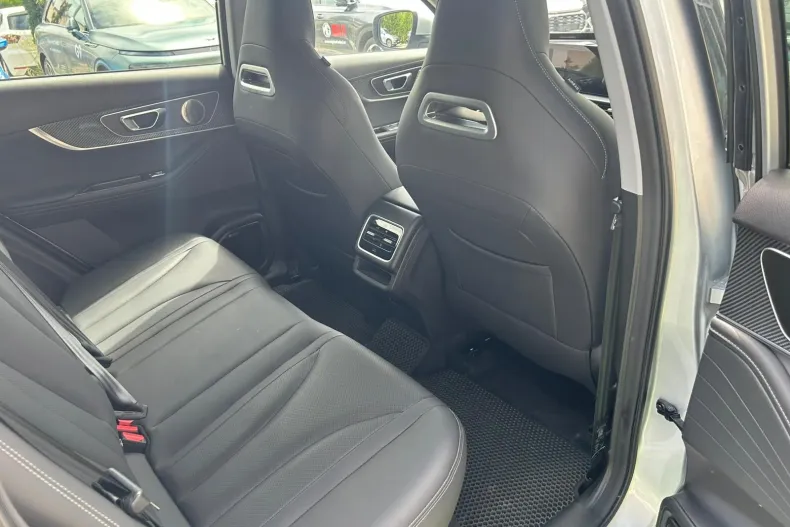 Chery Tiggo 7 din 2025 cu 5.743 km - oferta CHE235320 - foto 18