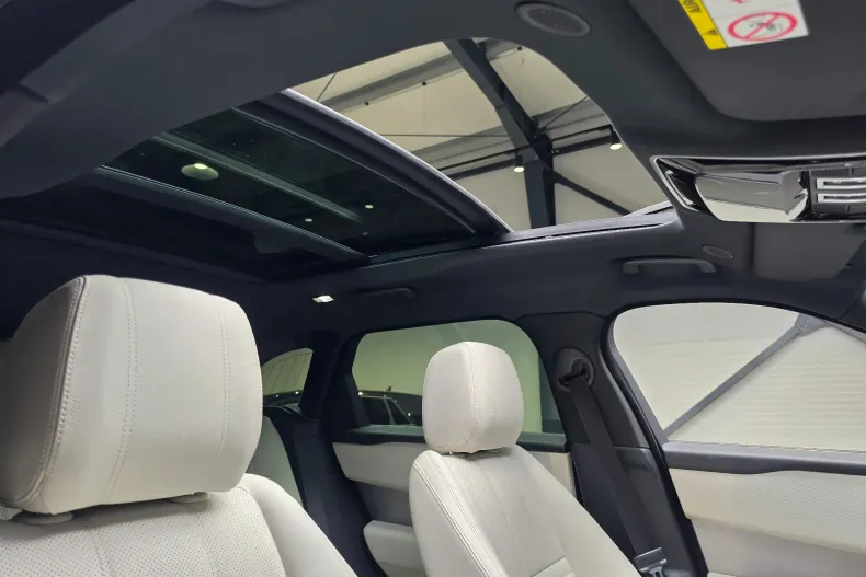 Land Rover Range Rover Velar din 2022 cu 167.500 km - oferta LAN235327 - foto 4