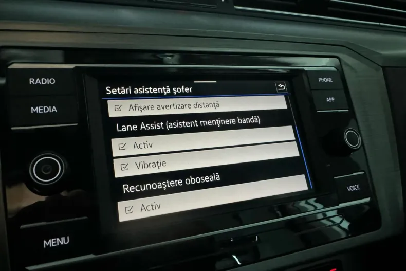 Volkswagen Passat din 2020 cu 51.593 km - oferta VOL235330 - foto 13
