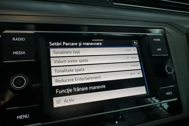 Volkswagen Passat din 2020 cu 51.593 km - oferta VOL235330 - foto 26