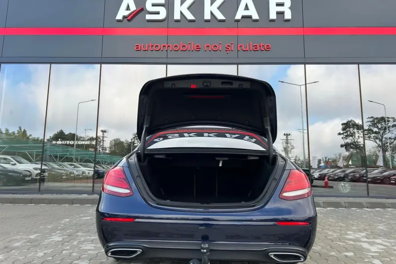 Mercedes-Benz E 200 (Clasa E) din 2020 cu 86.706 km - oferta MER235331 - foto 16