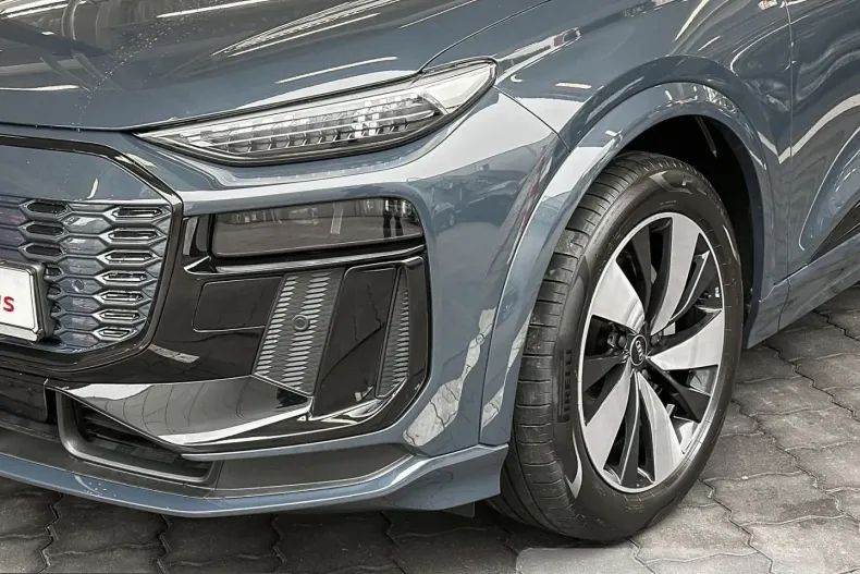 Audi Q6 din 2025 cu 12.994 km - oferta AUD235341 - foto 6