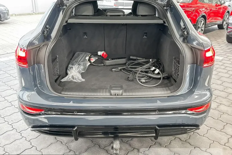 Audi Q6 din 2025 cu 12.994 km - oferta AUD235341 - foto 15