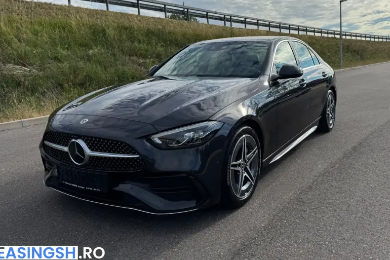 Mercedes-Benz C 300 (Clasa C) din 2025 cu 7.800 km - oferta MER235349 - foto 1