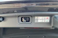 Mercedes-Benz C 300 (Clasa C) din 2025 cu 7.800 km - oferta MER235349 - foto 14