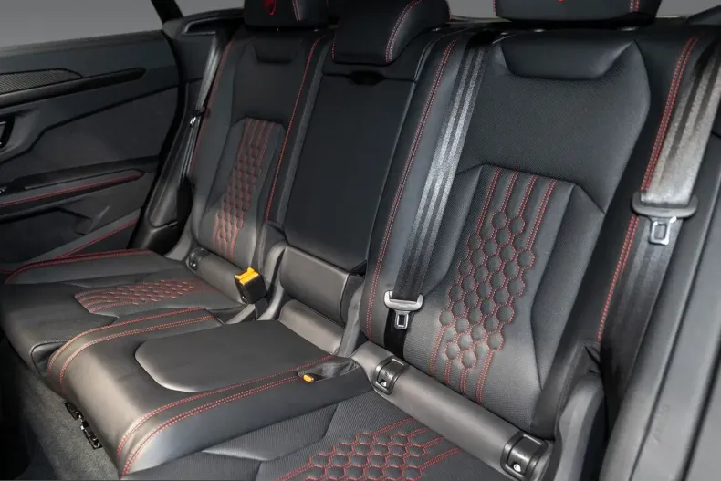 Lamborghini Urus din 2025 cu 17.963 km - oferta LAM235370 - foto 17