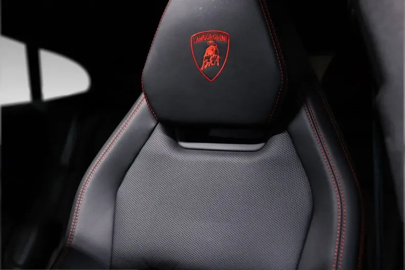 Lamborghini Urus din 2025 cu 17.963 km - oferta LAM235370 - foto 21