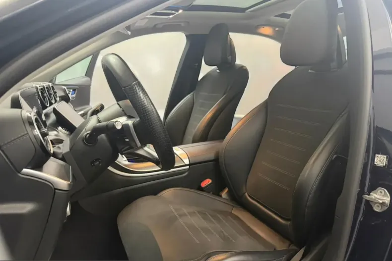 Mercedes-Benz C 300 (Clasa C) din 2022 cu 75.000 km - oferta MER235376 - foto 11