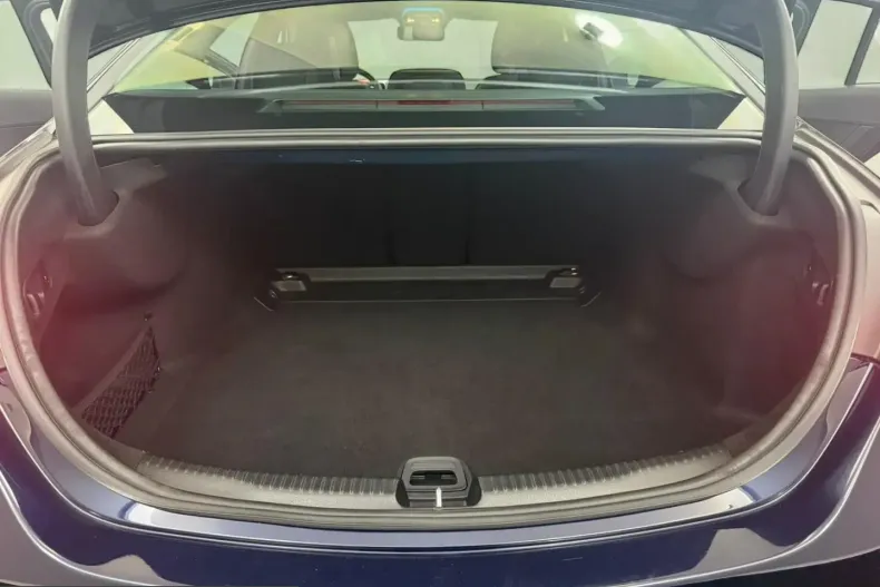 Mercedes-Benz C 300 (Clasa C) din 2022 cu 75.000 km - oferta MER235376 - foto 16