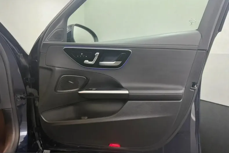 Mercedes-Benz C 300 (Clasa C) din 2022 cu 75.000 km - oferta MER235376 - foto 20