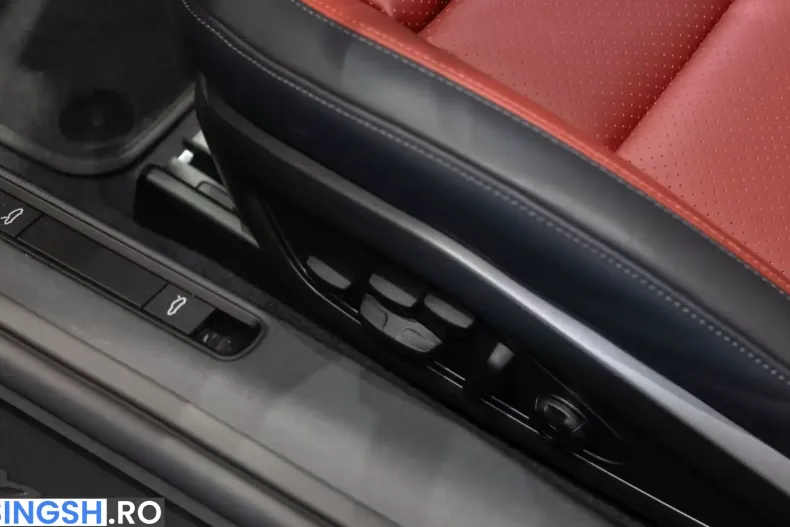 Porsche 992 din 2025 cu 180 km - oferta POR235378 - foto 12