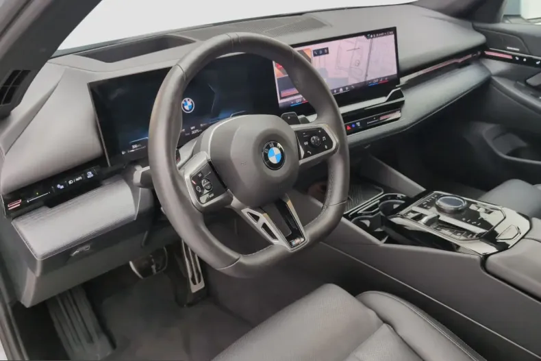 BMW 520 (Seria 5) din 2024 cu 26.372 km - oferta BMW235380 - foto 9